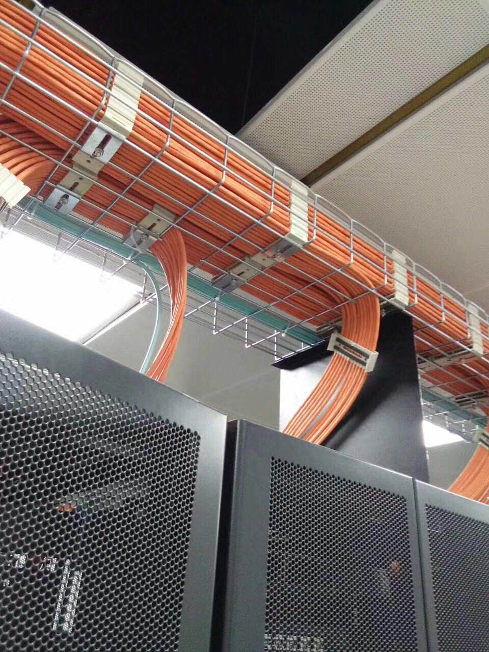 东方航空集团总部办公楼综合布线项目